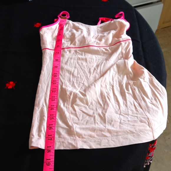 Lululemon light pink tanktop - Picture 6 of 9
